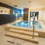 Hotel Arena & Wellness 3*
