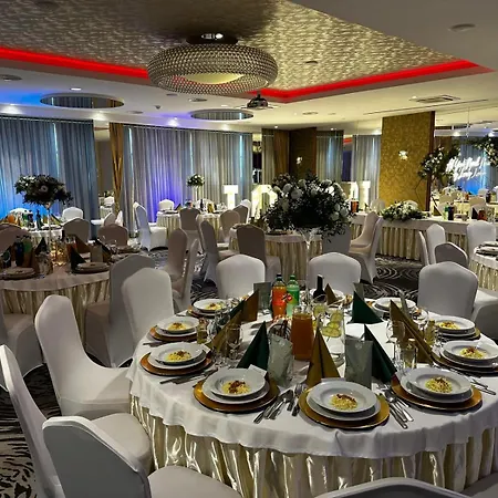 Arena & Wellness 3* טיצ'י
