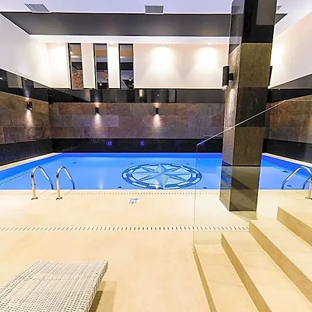 Arena & Wellness Hotel