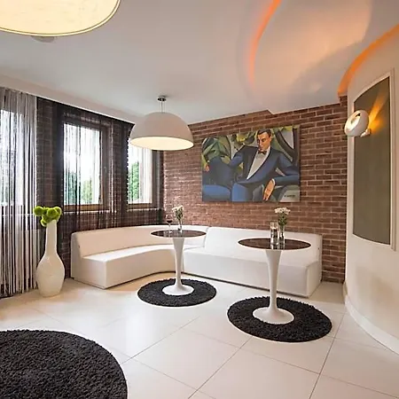 Arena & Wellness 3* Tychy