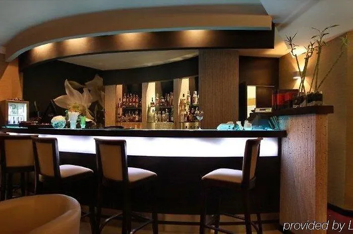 Arena & Wellness Hotel 3*