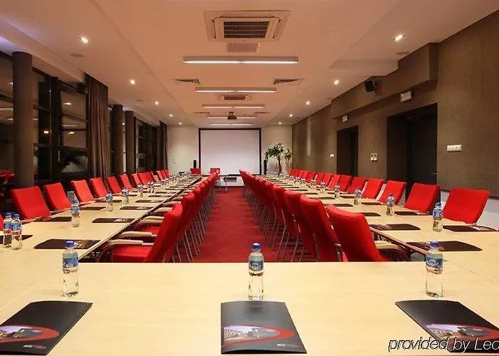 Arena & Wellness فندق