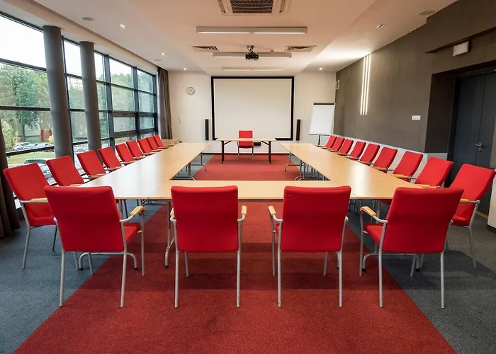 Arena & Wellness تخه